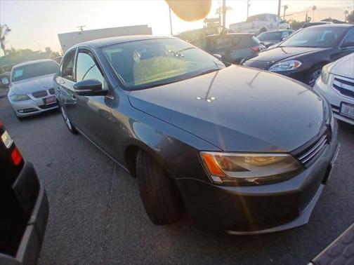 2014 Volkswagen Jetta Auto SE w/Connectivity
