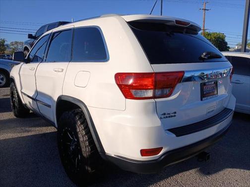 2011 Jeep Grand Cherokee Laredo