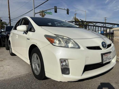 2010 Toyota Prius II