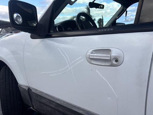 2003 Ford Expedition Base