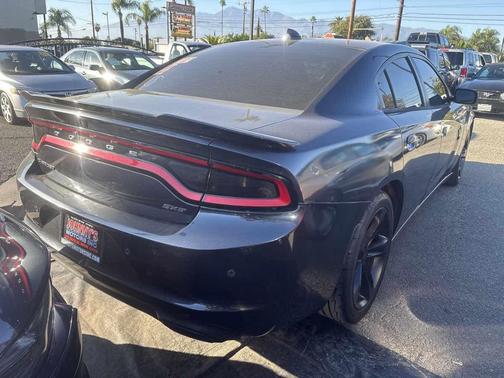 2017 Dodge Charger SXT