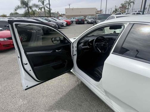 2018 Honda Civic Touring