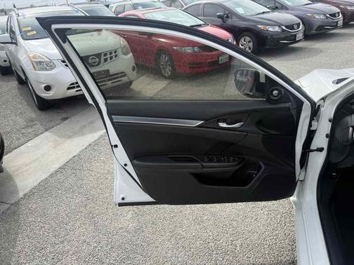 2018 Honda Civic Touring