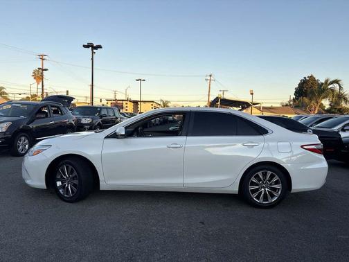 2017 Toyota Camry XLE