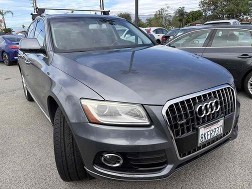 Monsoon Gray Metallic 2016 Audi Q5 2.0T Premium