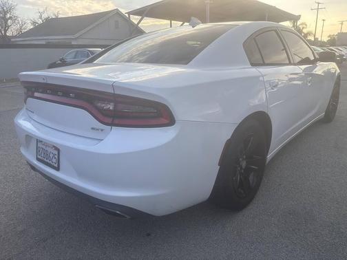2016 Dodge Charger SXT
