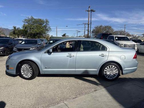 2010 Ford Fusion Hybrid Base