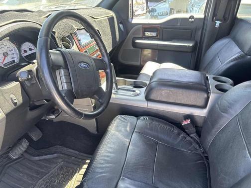 2005 Ford F-150 XLT SuperCrew