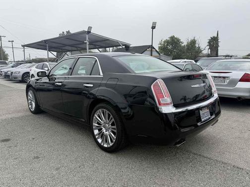 2012 Chrysler 300C Base