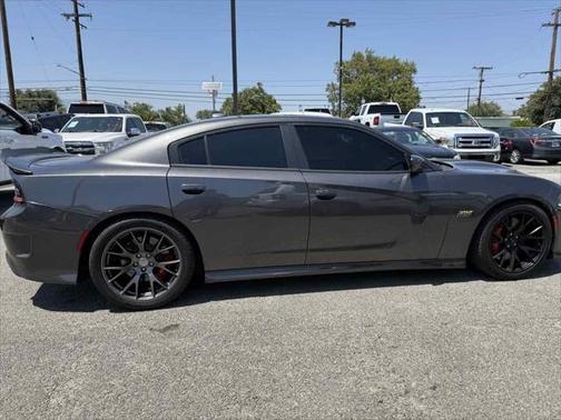 2016 Dodge Charger SRT 392