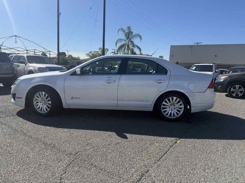 2011 Ford Fusion Hybrid Base