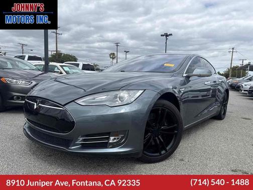 Silver Metallic 2014 Tesla Model S 60