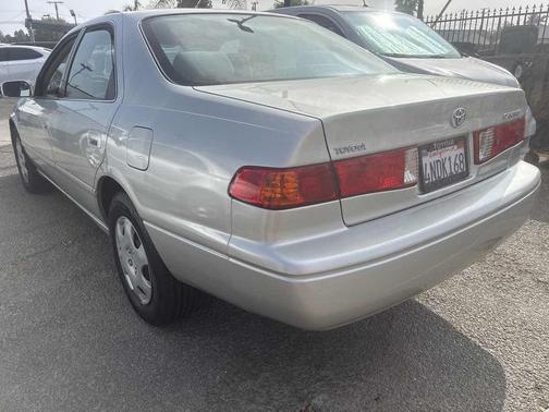 2000 Toyota Camry LE
