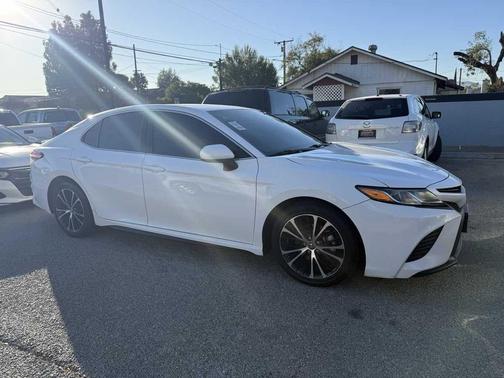 2018 Toyota Camry LE