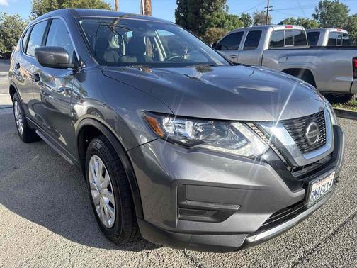 2019 Nissan Rogue S