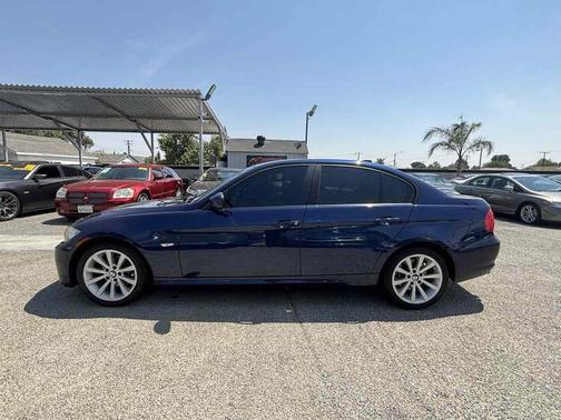2011 BMW 328 328i