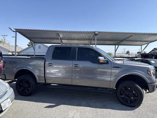 Tuxedo Black Metallic 2013 Ford F-150 XL