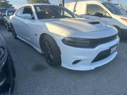 2016 Dodge Charger R/T Scat Pack