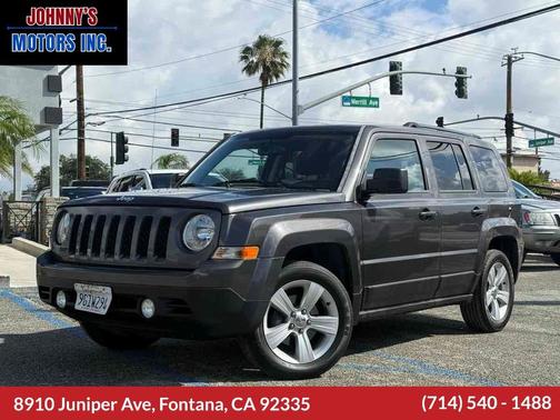 Granite Crystal Metallic Clearcoat 2016 Jeep Patriot Latitude