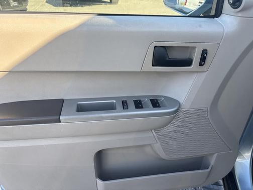 2008 Ford Escape Hybrid Base