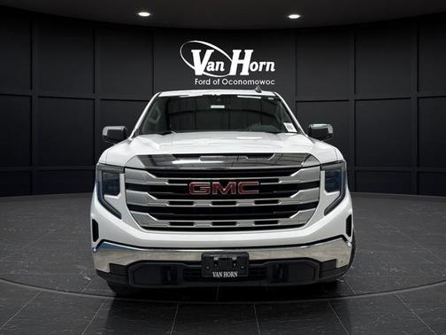 Summit White 2023 GMC Sierra 1500 SLE