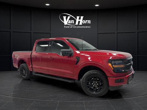 Rapid Red Metallic Tinted Clearcoat 2025 Ford F-150 XLT