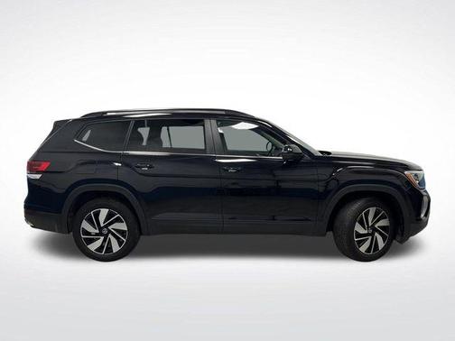 2024 Volkswagen Atlas 2.0T SE w/Technology 4MOTION