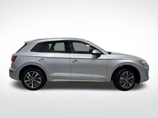 2025 Audi Q5 45 S line Premium Plus