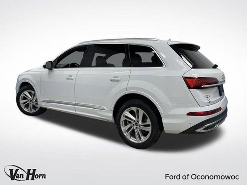 2023 Audi Q7 55 Premium Plus