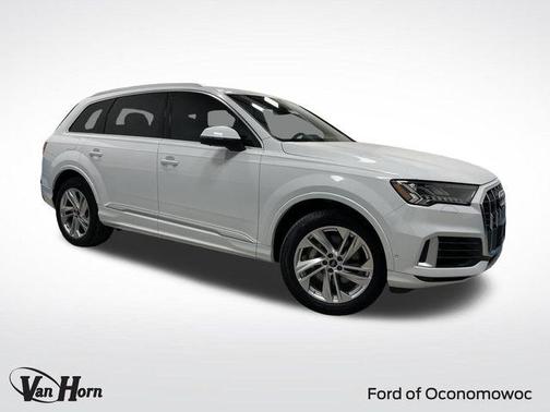 2023 Audi Q7 55 Premium Plus