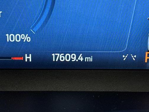 2024 Ford Escape ST-Line Elite