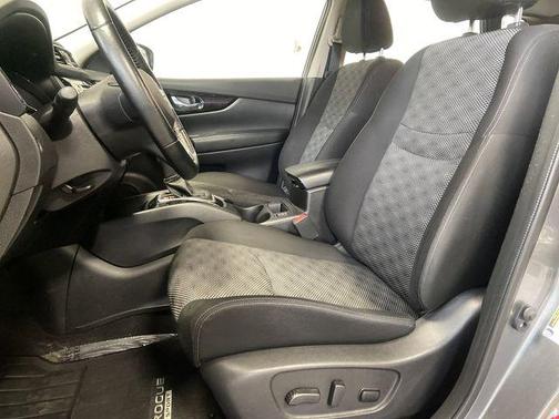 2021 Nissan Rogue Sport SV