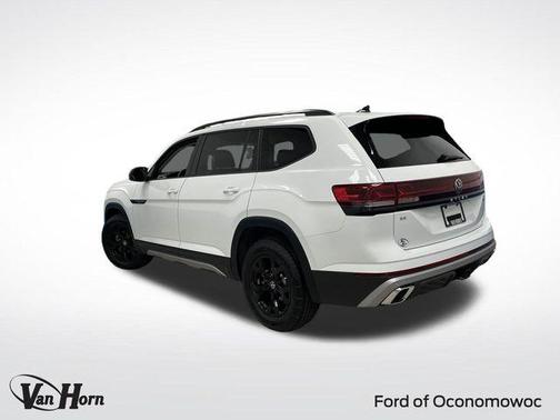 2024 Volkswagen Atlas 2.0T SE w/Technology 4MOTION