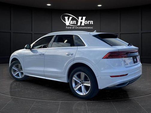 2021 Audi Q8 55 Premium