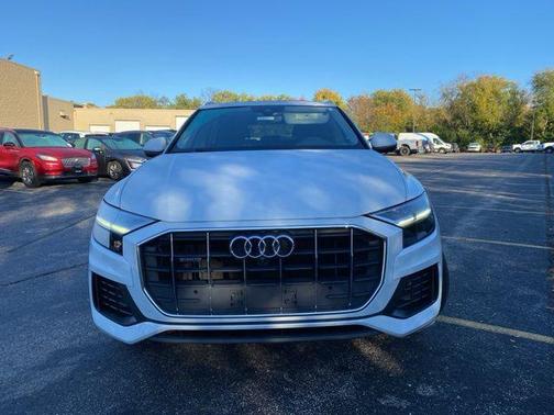2021 Audi Q8 55 Premium