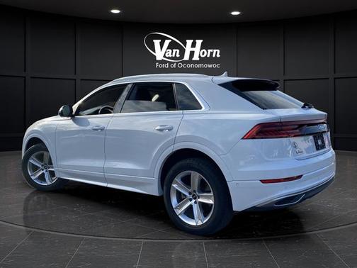 2021 Audi Q8 55 Premium