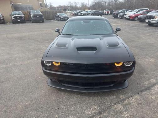 Pitch Black Clearcoat 2019 Dodge Challenger R/T Scat Pack