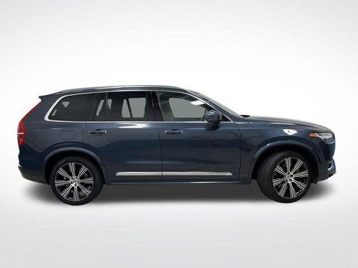 2022 Volvo XC90 Recharge Plug-In Hybrid T8 Inscription 6 Passenger