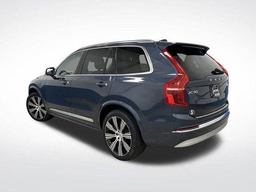 2022 Volvo XC90 Recharge Plug-In Hybrid T8 Inscription 6 Passenger