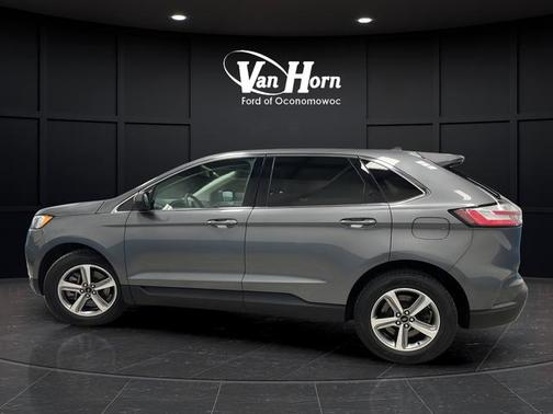 Carbonized Gray Metallic 2024 Ford Edge SEL