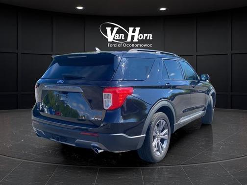 Agate Black Metallic 2022 Ford Explorer XLT