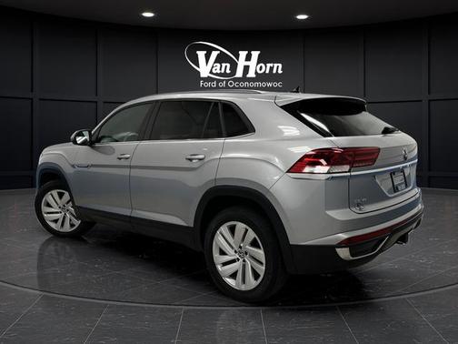 2022 Volkswagen Atlas Cross Sport 3.6L V6 SE w/Technology