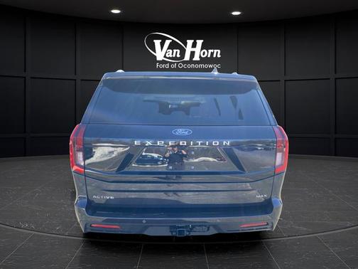 Gray Metallic 2026 Ford Expedition Max Active 4x4