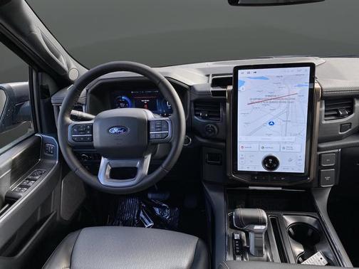 2025 Ford F-150 Lightning LARIAT