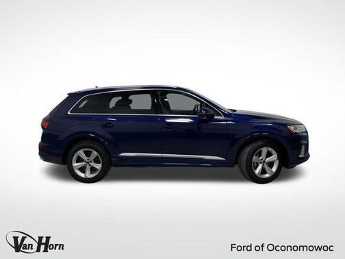 2023 Audi Q7 45 Premium Plus