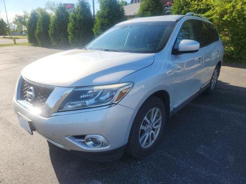 Brilliant Silver 2015 Nissan Pathfinder SL
