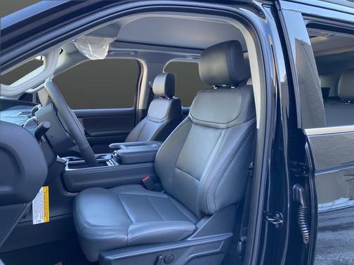 2026 Ford Expedition Max Active 4x4