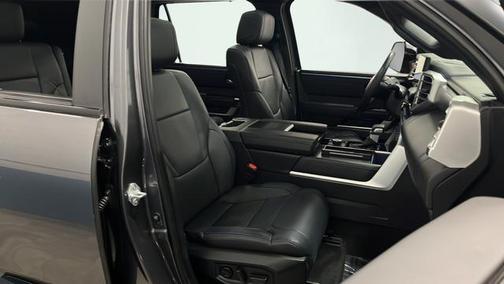 2024 Toyota Sequoia Platinum