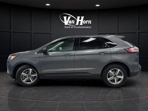 Carbonized Gray Metallic 2024 Ford Edge SEL