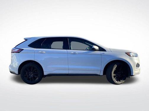 2023 Ford Edge ST Line